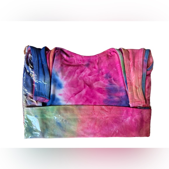 Last Chance| NWT Tie Dye Crop Top | Soft, Stretchy & Trendy Fit - Picture 3 of 6